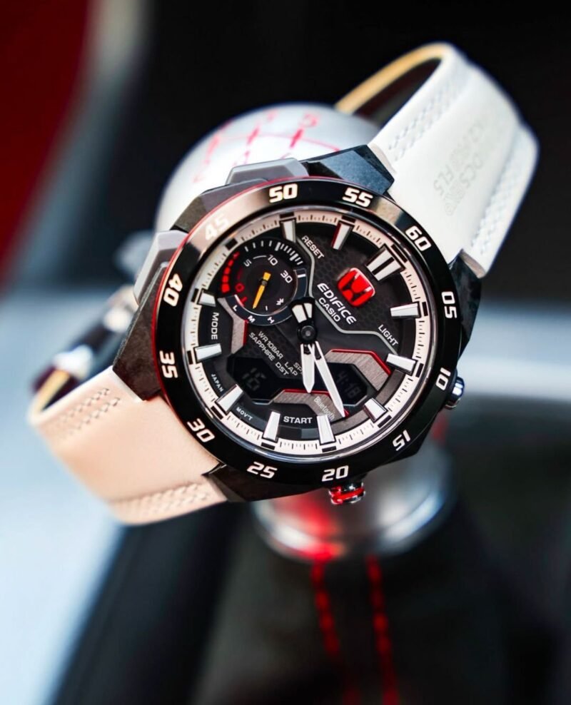 EDIFICE CASIO ECB-2200HTR PREMIUM