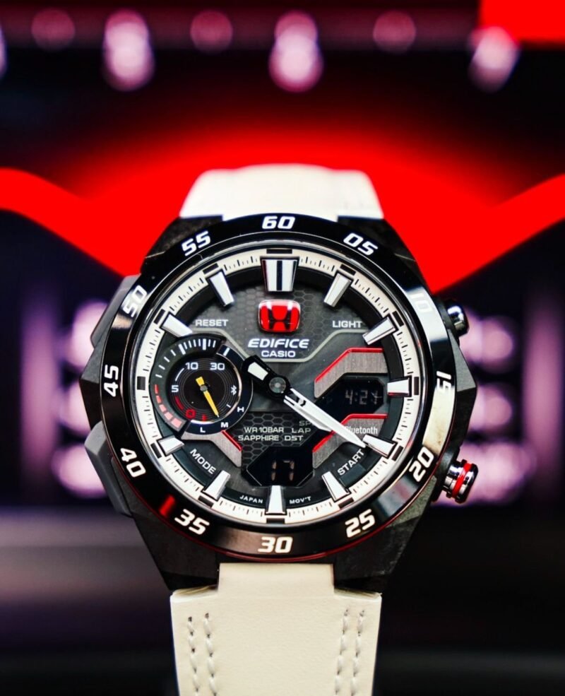 EDIFICE CASIO ECB-2200HTR PREMIUM