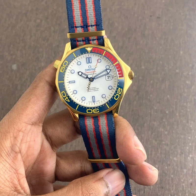 OMEGA SEAMASTER COMMANDER 007 WHITE DIAL