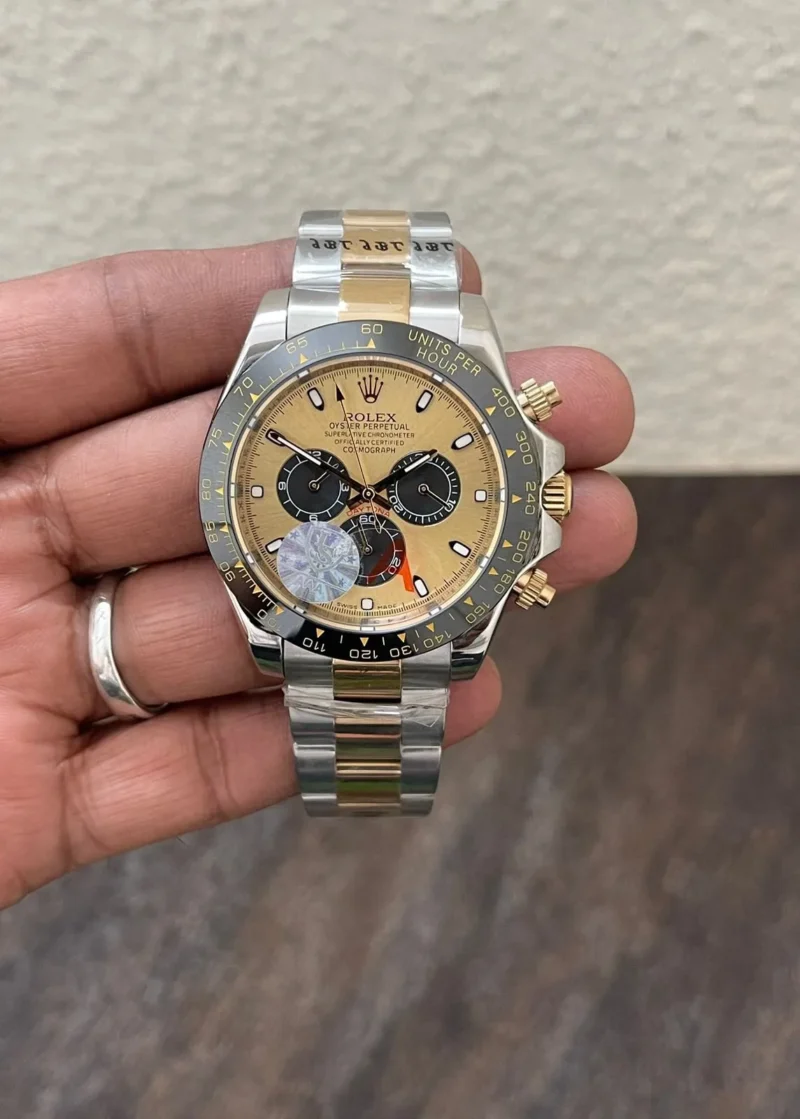 ROLEX OYSTER PERPETUAL DAYTONA GOLDEN DIAL