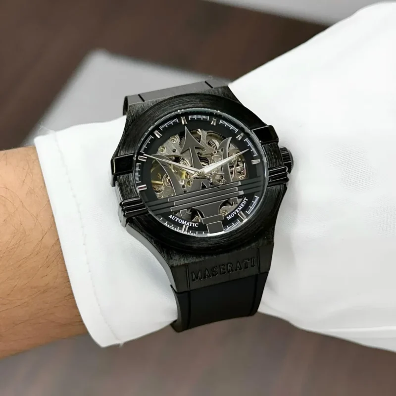 MASERATI POTENZA AUTOMATIC 7AA PREMIUM BLACK