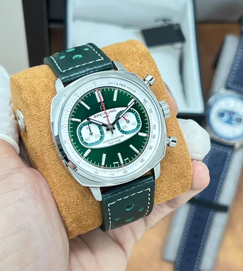 BREITLING TOP TIME B01 RACING 10AA