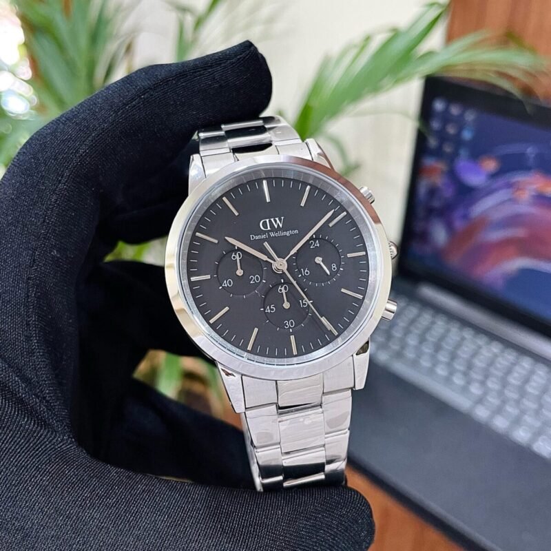 DW Iconic Chronograph Link Onyx S