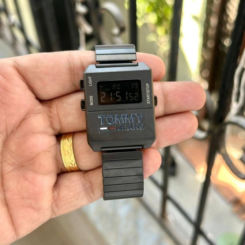 Tommy Hilfiger Expedition Digital – 3 Colors