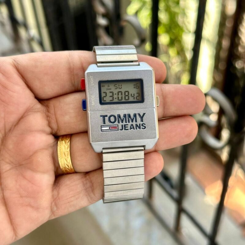 Tommy Hilfiger Expedition Digital – 3 Colors