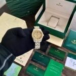 Rolex Diamond Exclusively
