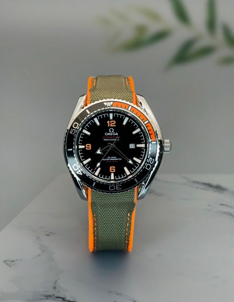 Omega Speedmaster Orange