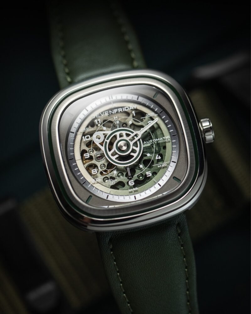Sevenfriday T1/06 Encased