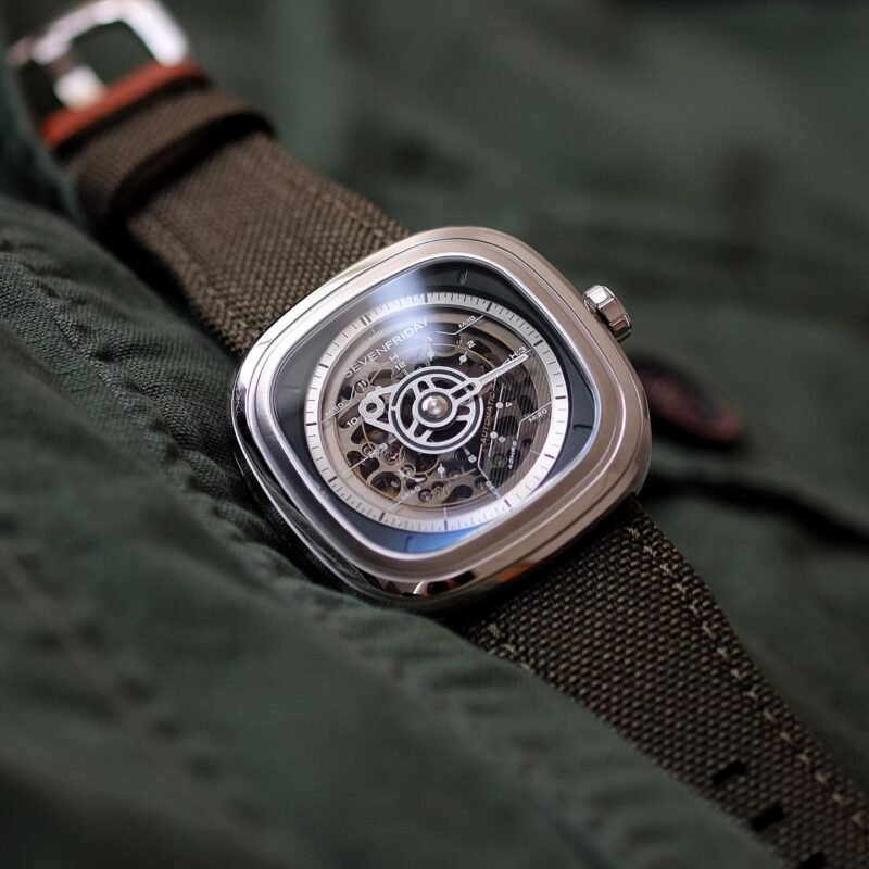 Seven Friday T2/01 Encased