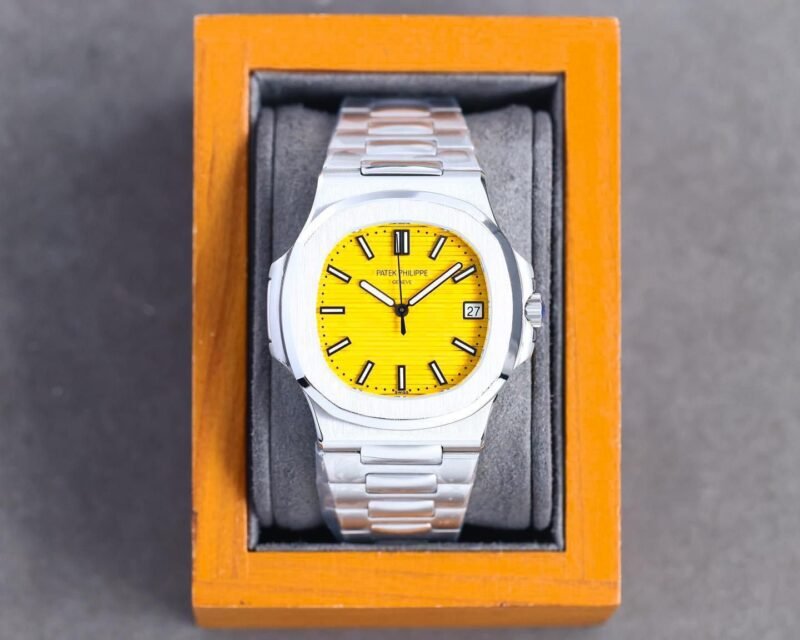 IMG-20241013-WA0096.jpg Patek Philippe Nautilus Octagonal