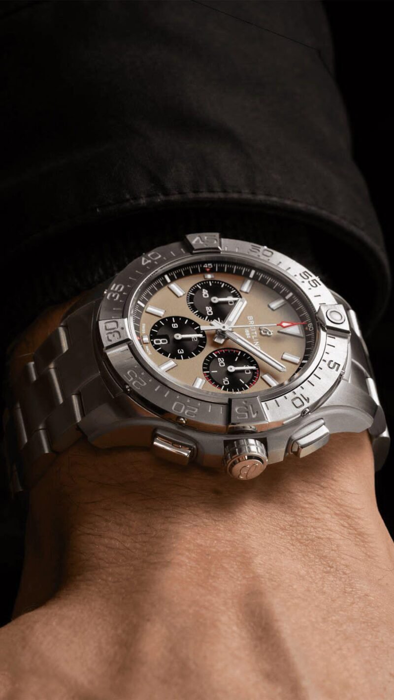 Breitling Avenger 44 Chronograph