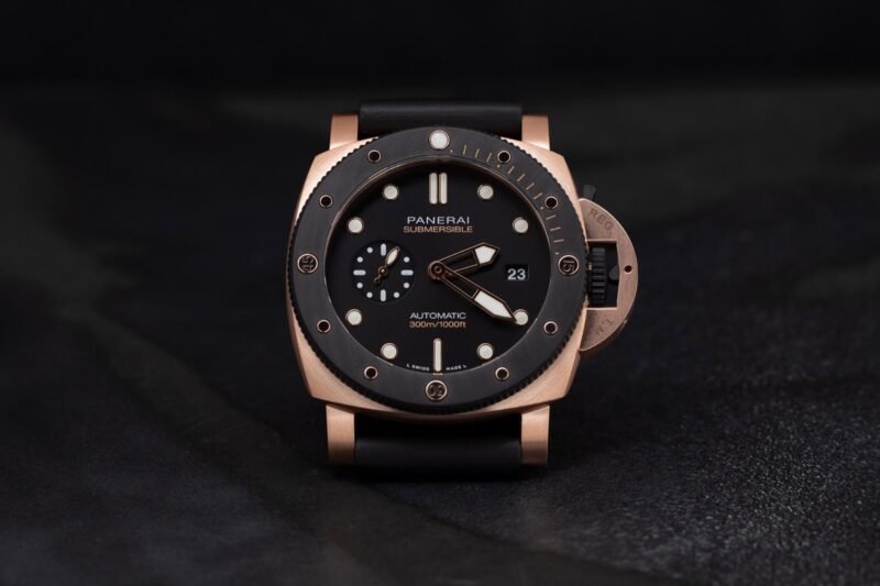 Luminor Panerai Submersible Goldtech
