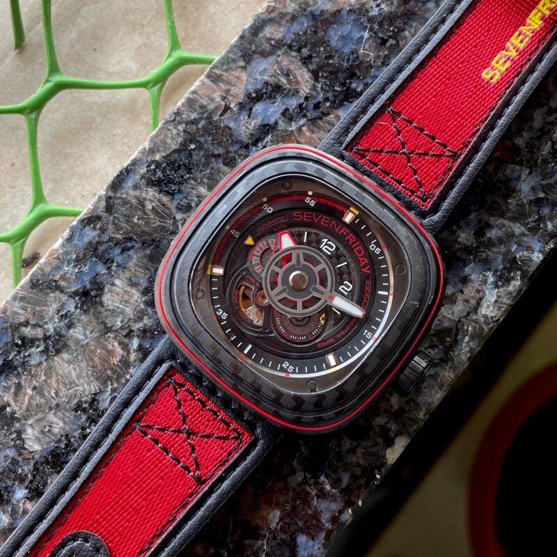 SEVEN FRIDAY RED CARBON