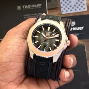 TAG Heuer Aquaracer Professional Calibre 200 Automatic