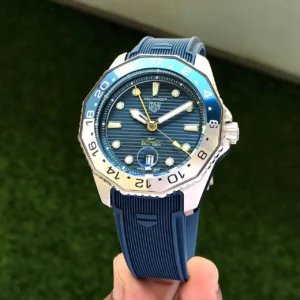 TAG Heuer Aquaracer Professional 300 GMT