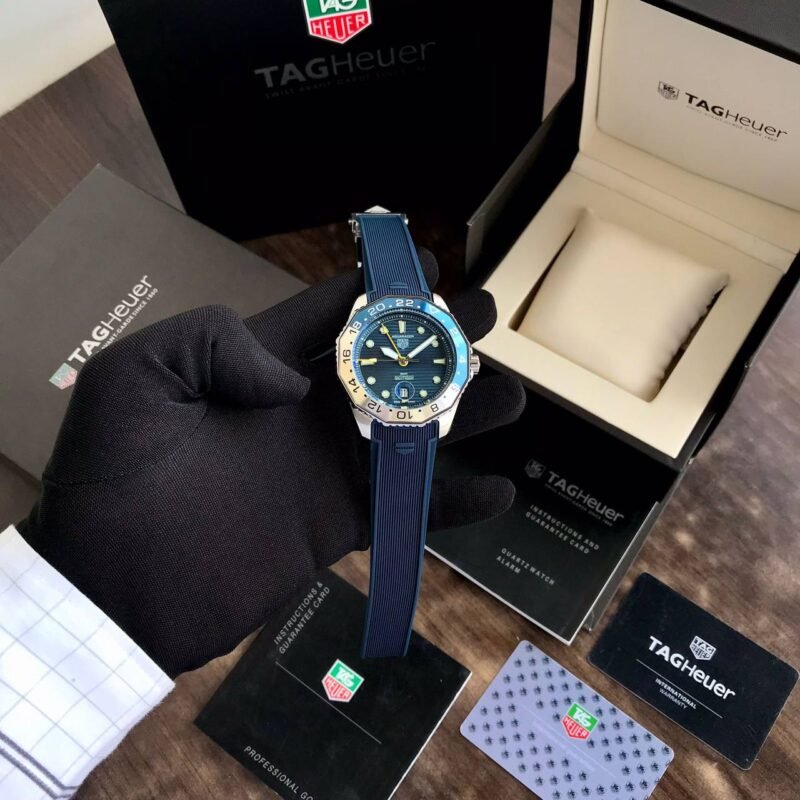 TAG Heuer Aquaracer Professional 300 GMT