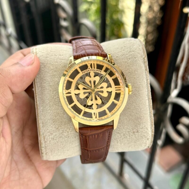 Patek Philippe ⁠Gold Well Patek Logo