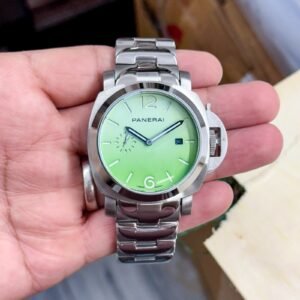 Luminor Panerai Luna Rossa automatic