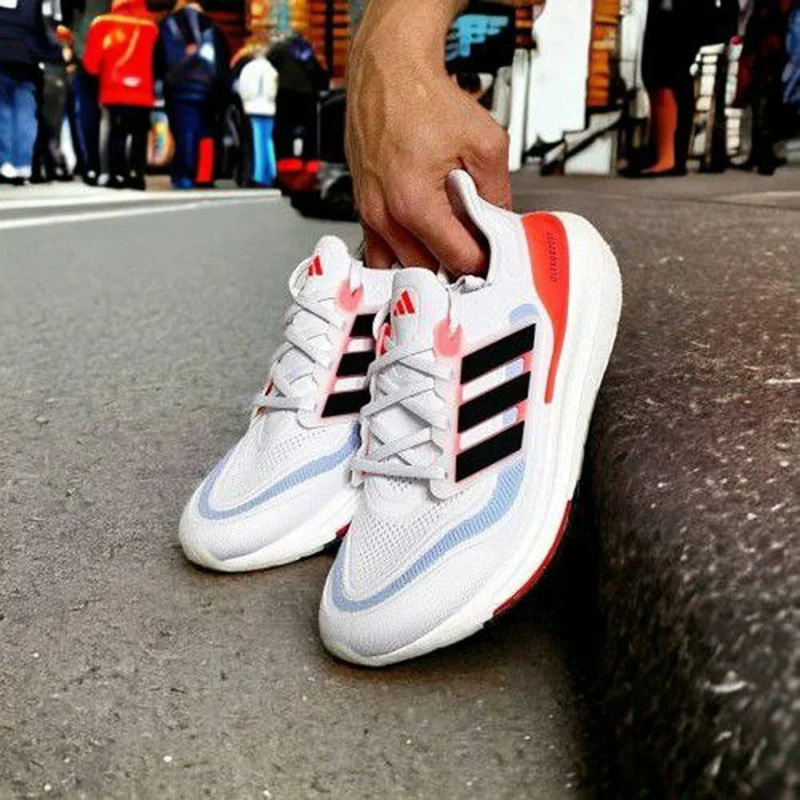10-Adidas-Ultraboost-light-23-3199-2.webp Imported Adidas Ultraboost Light 23 Shoes for Men (AME267)