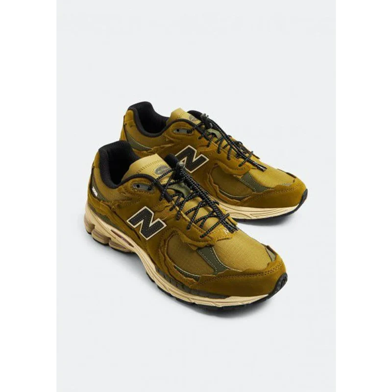 Premium New Balance 2002R Dp Brown Shoes for Men (TC120)