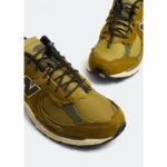 Premium New Balance 2002R Dp Brown Shoes for Men (TC120)