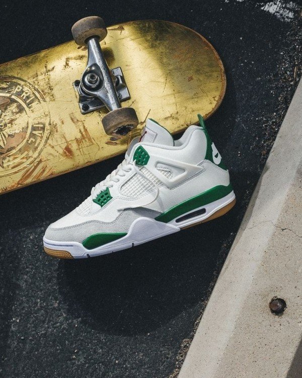 Premium Nike Air Jordan Retro 4 Pine Green Shoes For Men (SW6082)