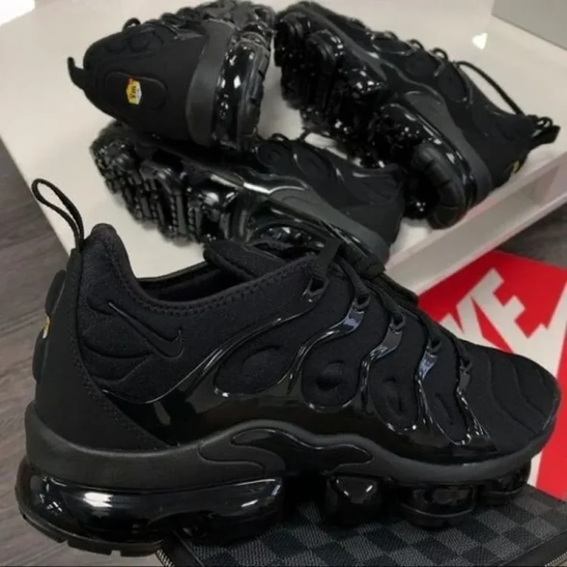 Stylish Nike Vapormax Plus Triple Black Shoes for Men (SW4771)