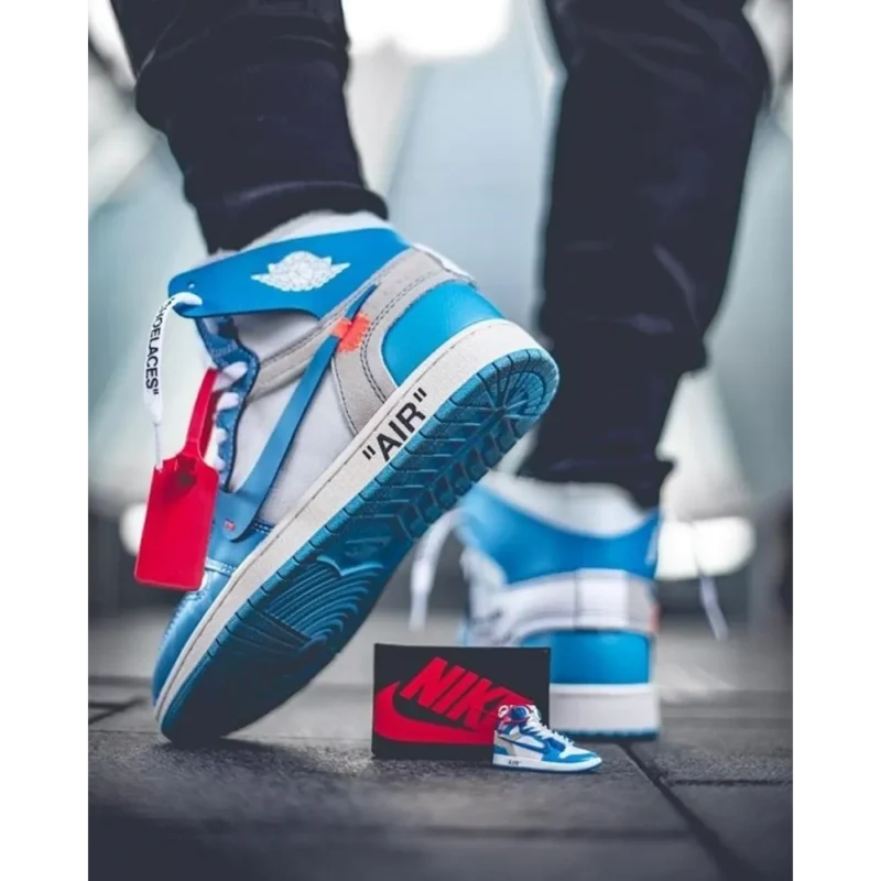 Classy Nike Air Jordan Retro 1 UNC Shoes for Men (SW4745)