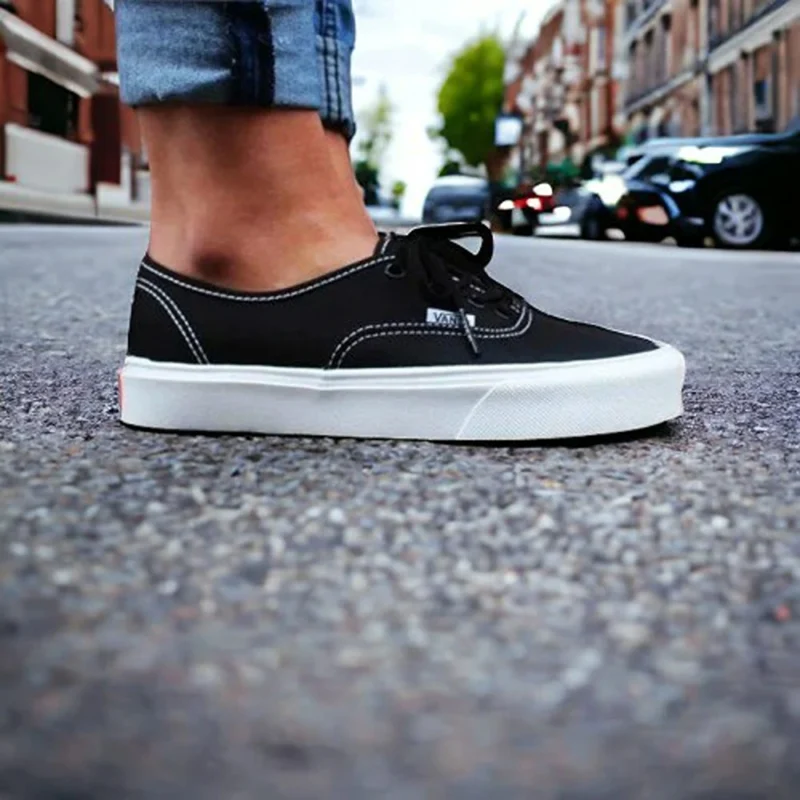 Trendy Vans Classis LXVI Authentic Black White Shoes for Men (GF188)