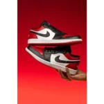 Stylish Nike Air Jordan 1 Low Bred Toe Shoes for Men (SW4767)