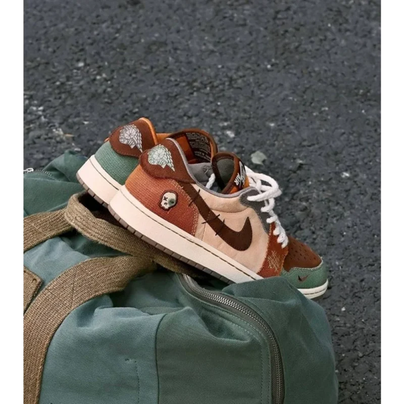 20-Nike-air-jordan-1-retro-low-og-x-zion-williamson-3199-2.webp Stylish Nike Air Jordan 1 Retro Low Og X Zion Williamson Shoes for Men (SW4762)