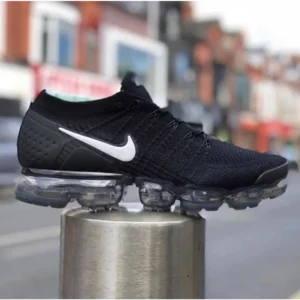 Classy Nike Air Vapormax Flyknit 2.0 Black Shoes for Men (SW4734)