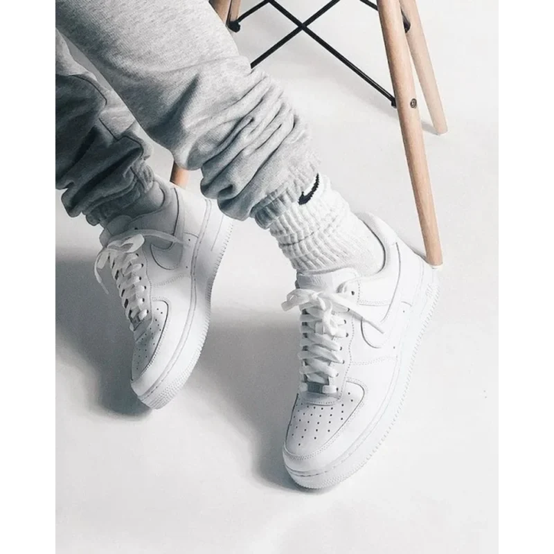 Stylish Nike Airforce 1 White Pure Leather Shoes for Men (SW4784)