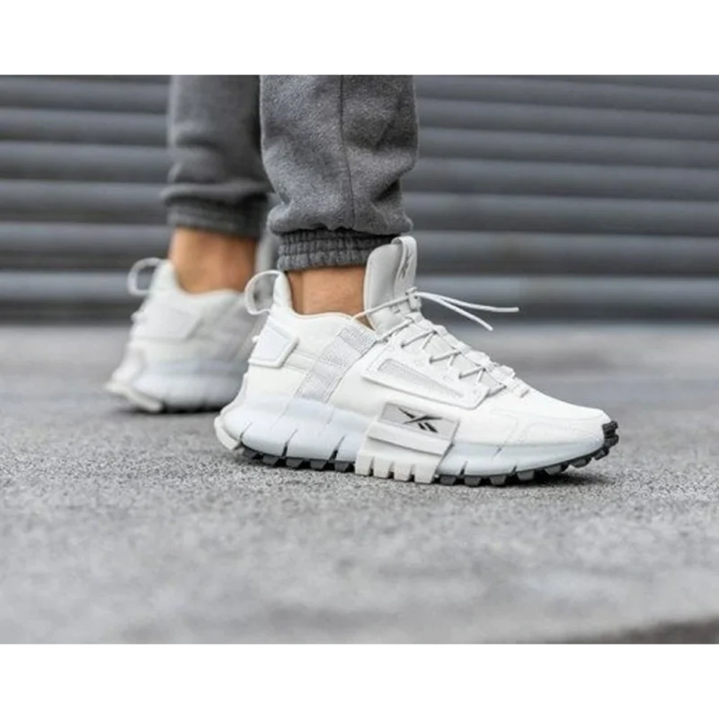 Classy Reebok Zig Kinetica Edge White Shoes for Men (SOH72)