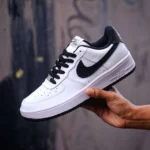 Classy Nike Airforce 1 07 White Black Shoes for Men (SOH64)