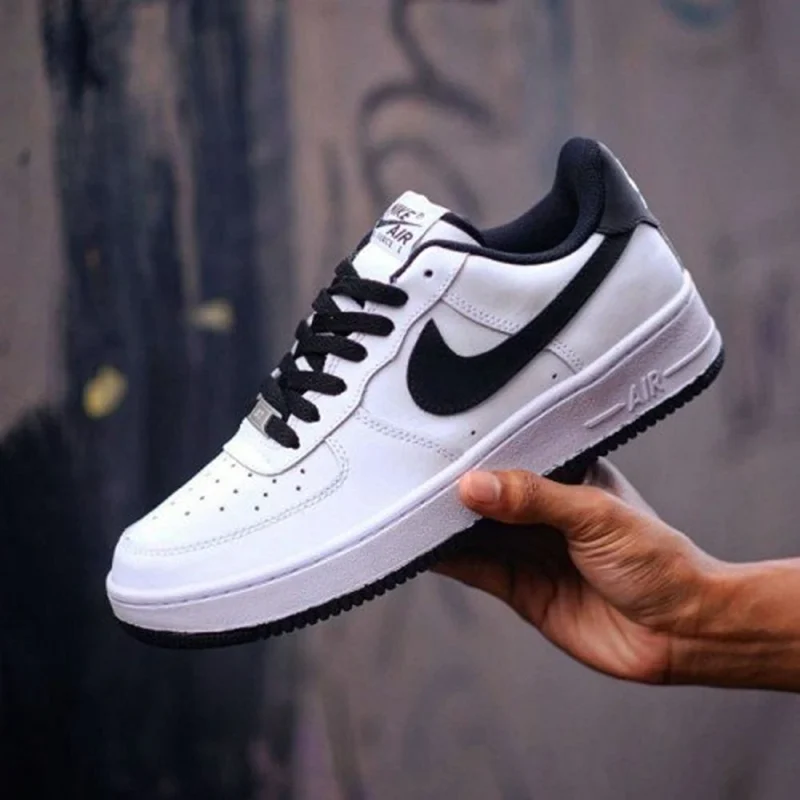 Classy Nike Airforce 1 07 White Black Shoes for Men (SOH64)