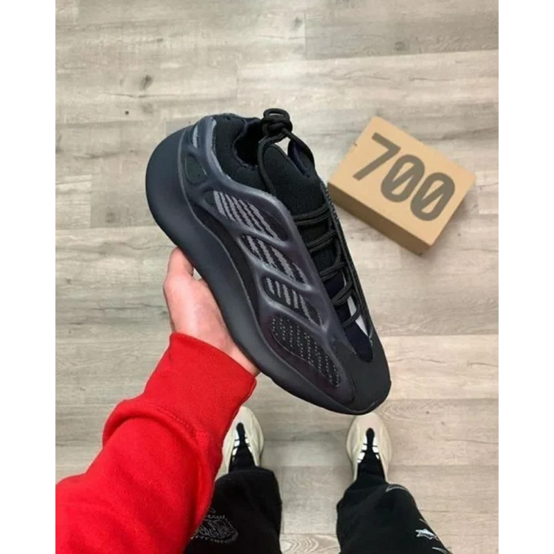 Imported Adidas Yezzy Boost 700 V3 Alvah Shoes for Men (HOF75)