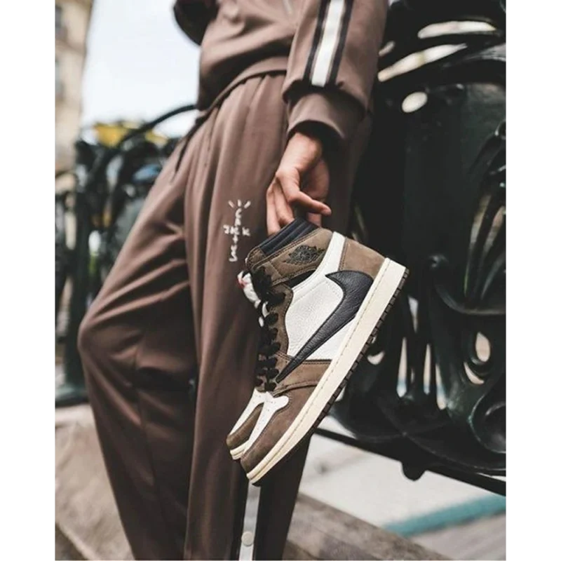 5-Nike-Air-Jordan-Retro-1-High-X-Travis-Scott-3399-1.webp Imported Nike Air Jordan Retro 1 High X Travis Scott Shoes for Men (HOF74)