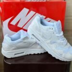 Nike Airmax 1 Patta Triple White Edition