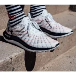 Superb Under Armour UA Flow Velociti Wind Shoes for Men (SL4571)