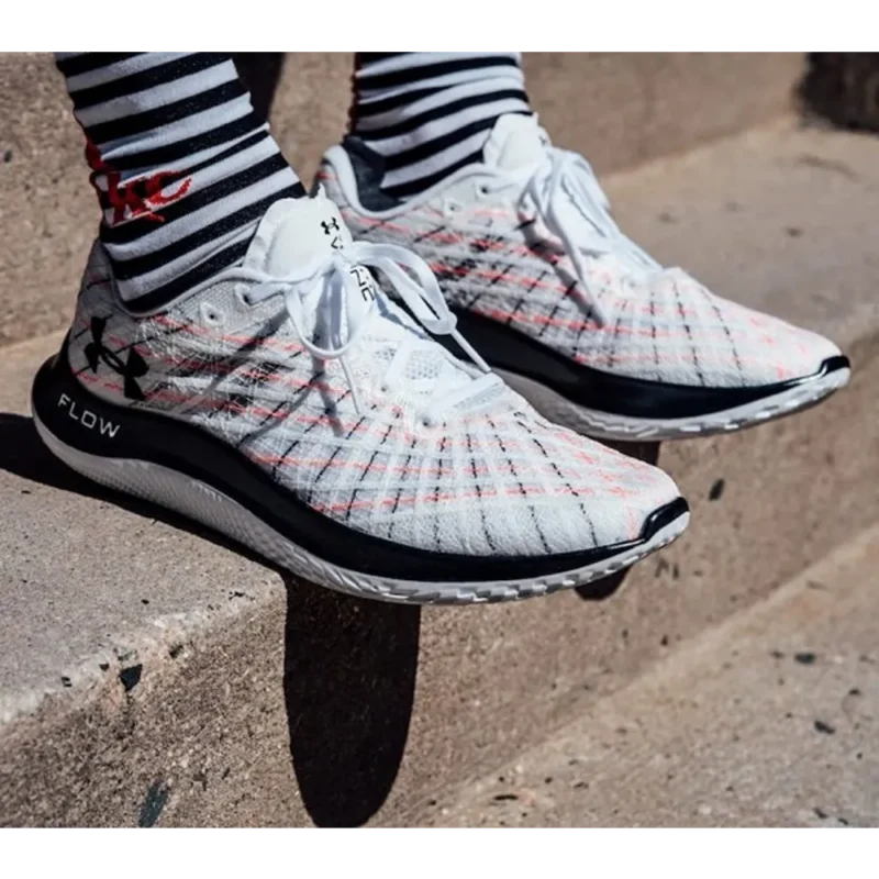 Superb Under Armour UA Flow Velociti Wind Shoes for Men (SL4571)
