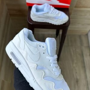 Nike Airmax 1 Patta Triple White Edition
