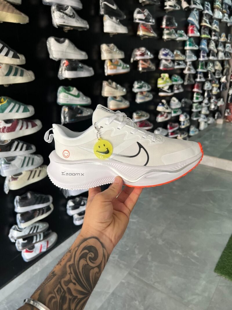 Branded Nike Zoom Smiley 2024 First Copy Shoes (White)