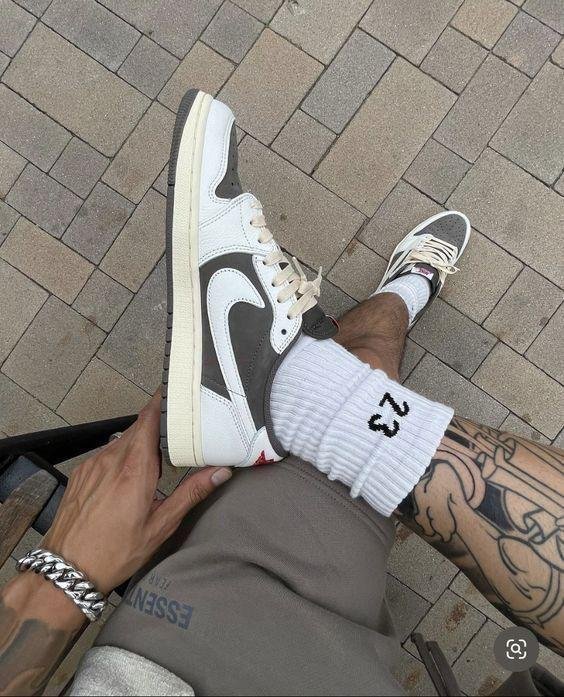 Air Jordans Retro 1 Travis Scott Travis Mocha
