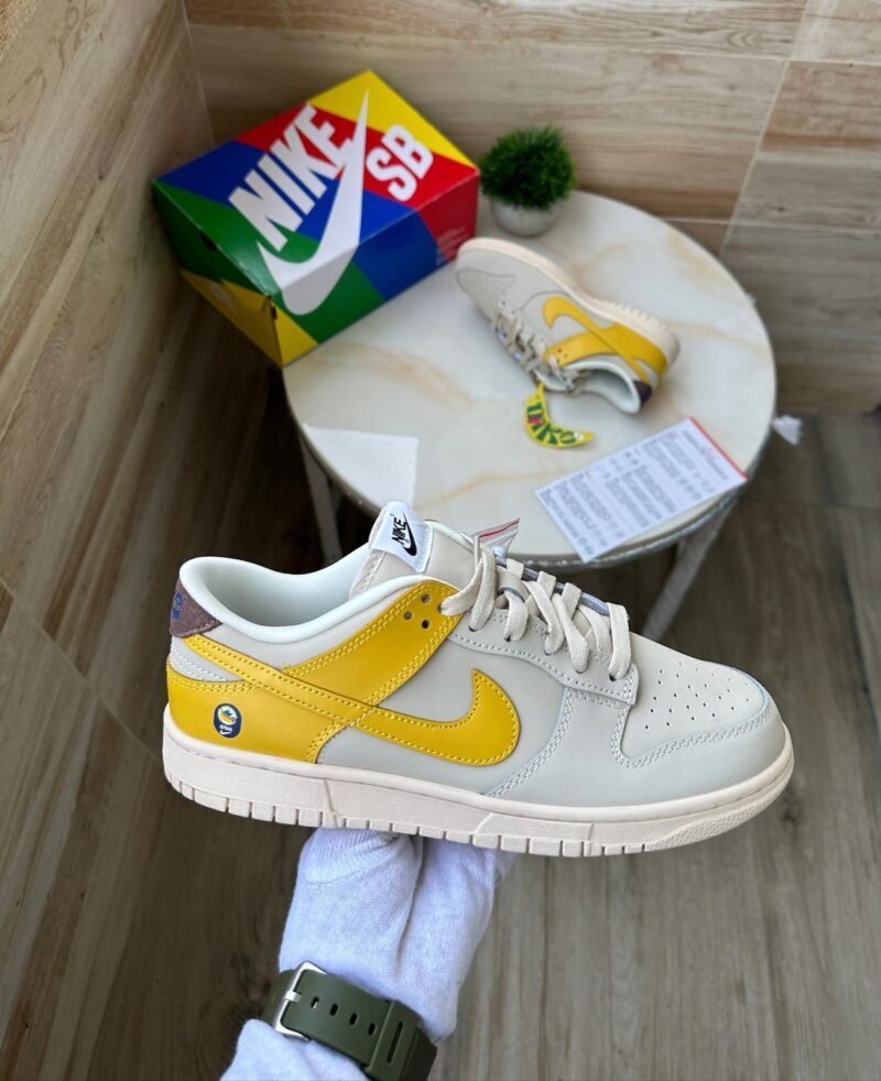 Nike SB Dunk Banana Shake