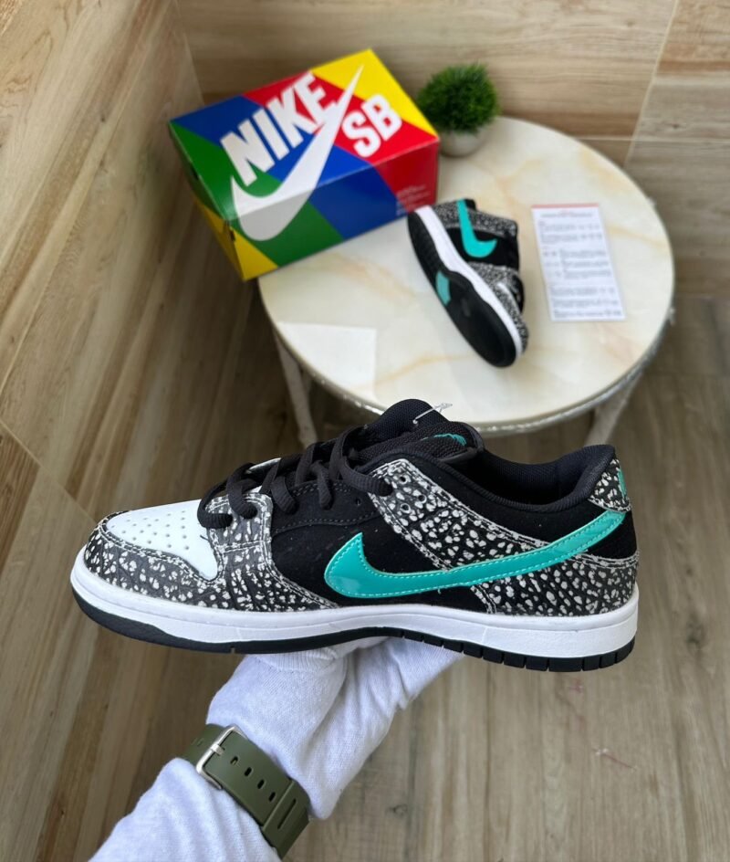 WhatsApp-Image-2023-11-29-at-12.51.41-PM-1.jpeg Nike SB Dunk Low X Otomo Elephant