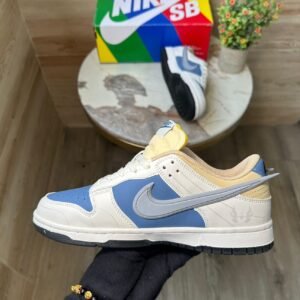 Nike SB Dunk 2023 Ambush edition