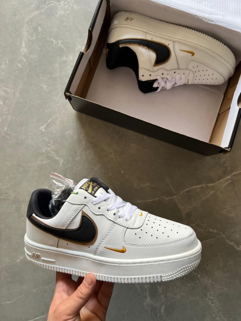 Branded Air Force 07 SR Sneakers