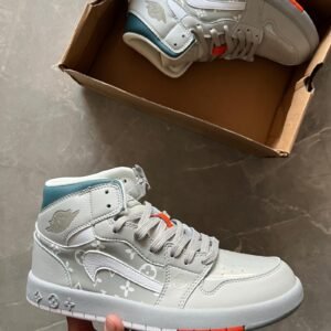 Nike Air Jordan 1 LV with Brand Box