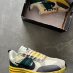 Nike Lunar Roam Sneakers